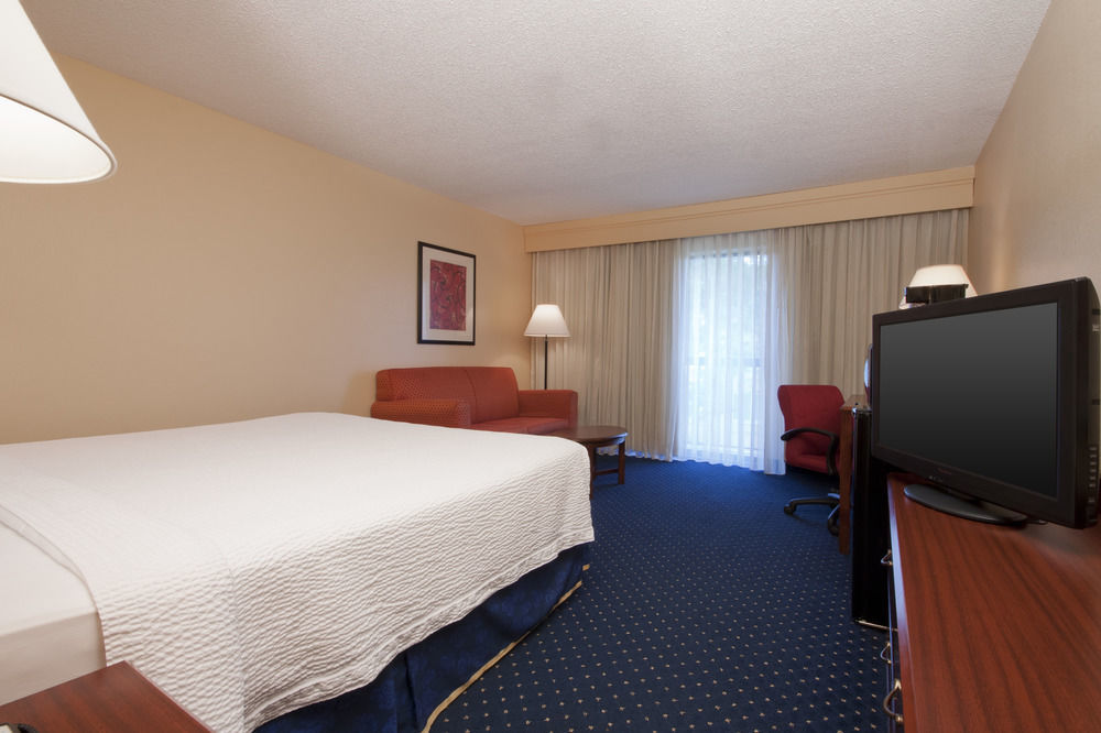 คอร์ตยาร์ด โบมอนต์ Hotel ภายนอก รูปภาพ